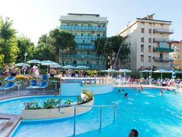 Hotel Smeraldo Cesenatico piscina