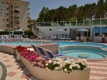 Hotel Smeraldo Piscina Cesenatico