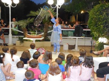 Hotel Smeraldo Cesenatico bolle spettacolo