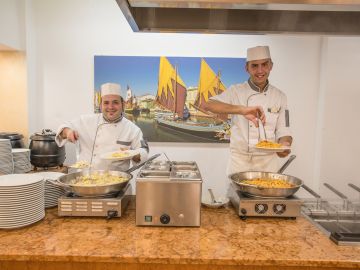 Hotel Smeraldo Cesenatico Staff