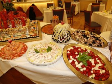 Hotel Smeraldo Cesenatico buffet antipasti